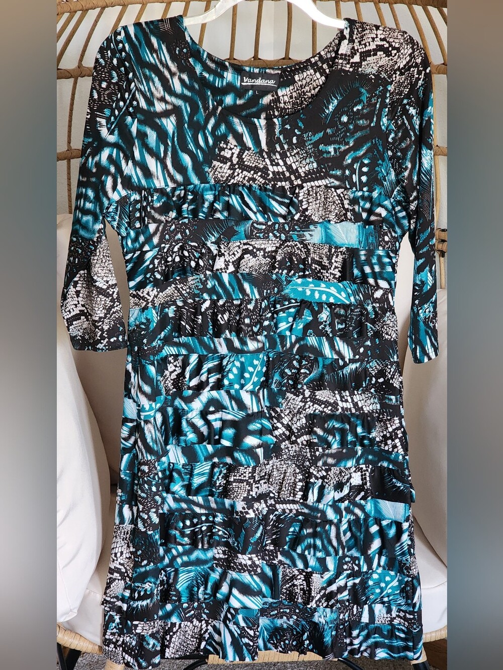 Vandana Women's Pullover Ruffle Layer Dress 3/4 Sleeve Round Neckline Sz L